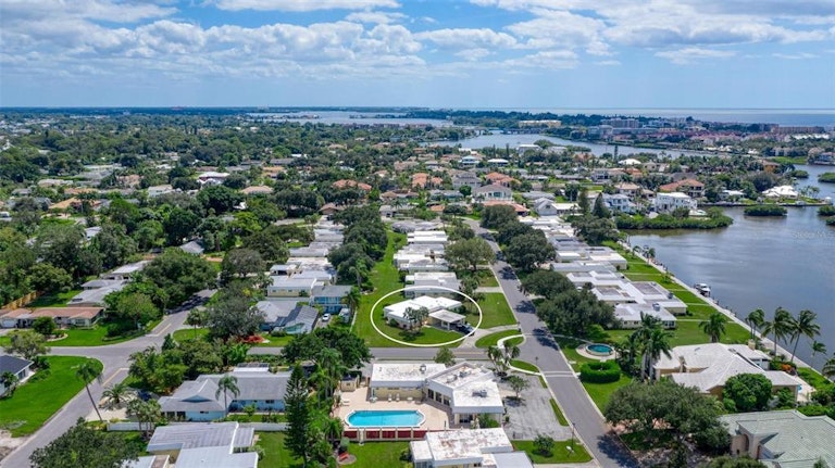 Photo 47 of 55 - 5907 Tidewood Ave #2, Sarasota, FL 34231