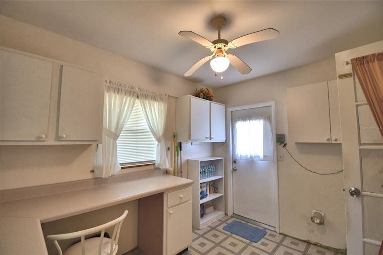 Photo 17 of 44 - 735 Wildabon Ave, Lake Wales, FL 33853