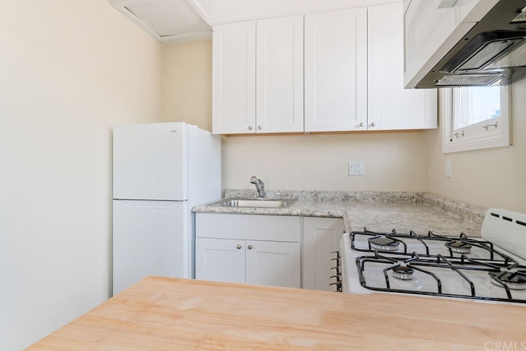 Photo 36 of 44 - 1228 N Cypress Ave, Ontario, CA 91762