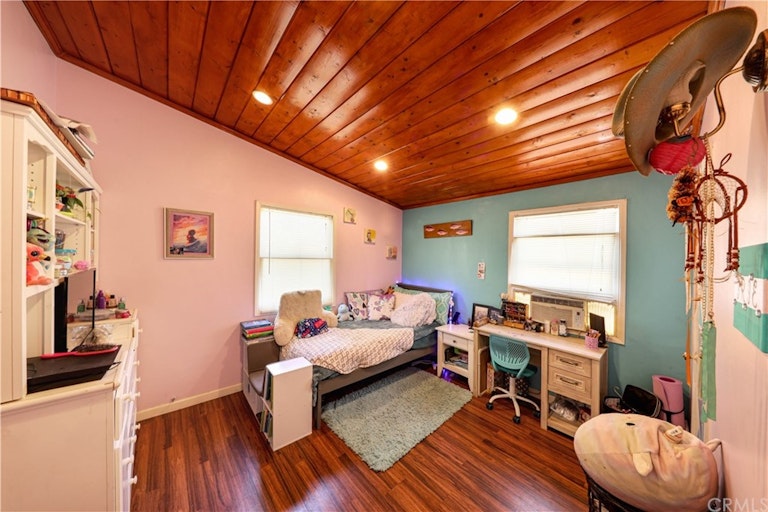 Photo 11 of 17 - 535 E Hollyvale St, Azusa, CA 91702