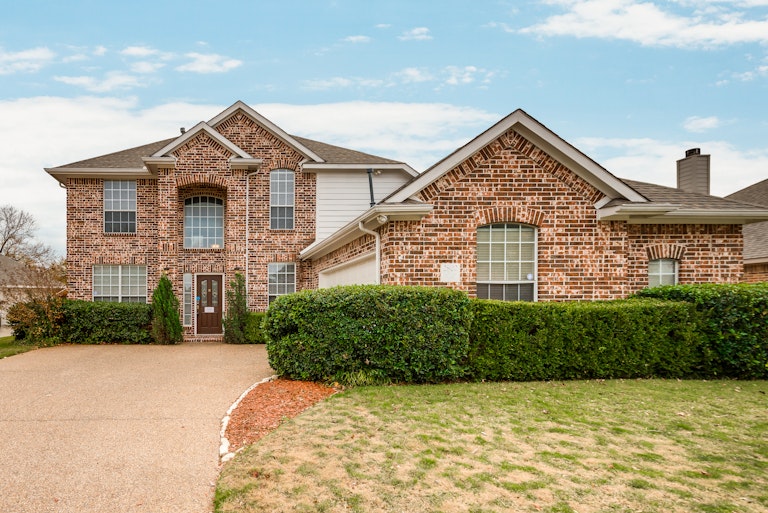 Photo 1 of 24 - 2802 Wildcreek Ct, Keller, TX 76248