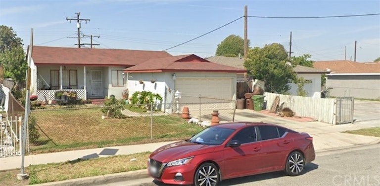 Photo 16 of 18 - 815 W 156th St, Compton, CA 90220