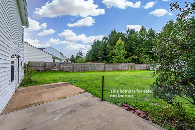Photo 23 of 24 - 4112 Amber Stone Way, Durham, NC 27704