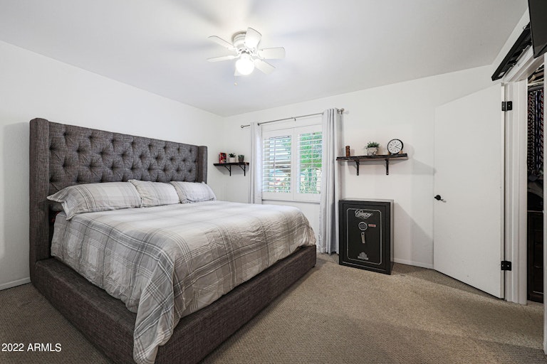 Photo 14 of 35 - 10211 N 28th St, Phoenix, AZ 85028