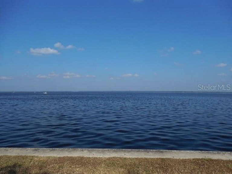 Photo 19 of 24 - 803 E 2nd St, Sanford, FL 32771