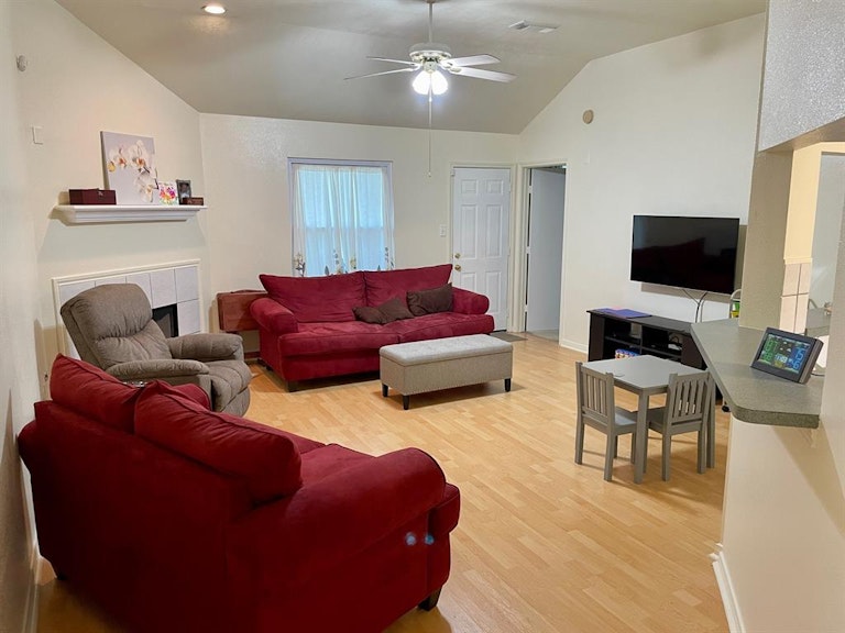 Photo 24 of 45 - 16107 Mesa Blvd, Humble, TX 77396