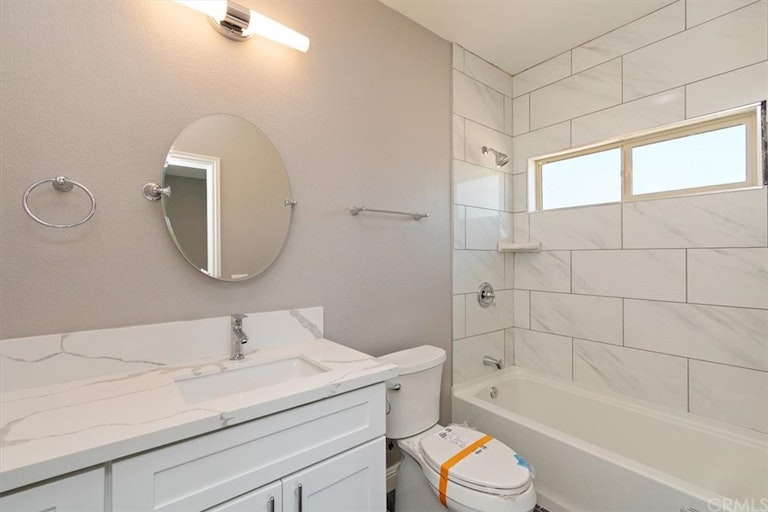 Photo 9 of 42 - 4974 Beatty Dr, Riverside, CA 92504
