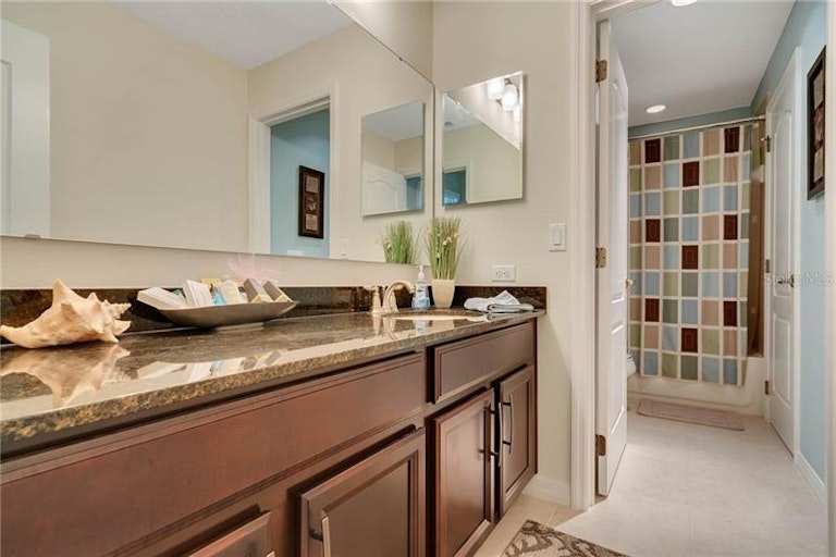 Photo 20 of 25 - 1343 Bella Tuscany Cv, Longwood, FL 32750