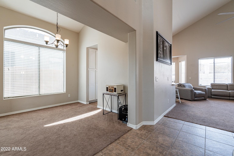 Photo 12 of 49 - 6506 W Molly Ln, Phoenix, AZ 85083