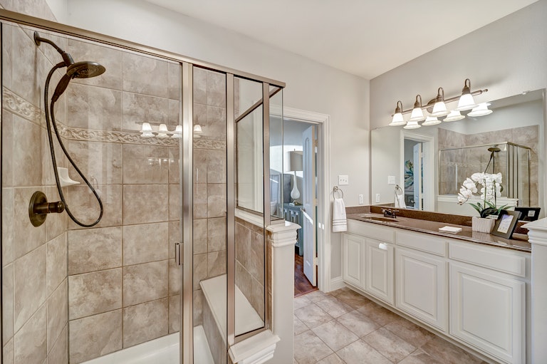 Photo 23 of 43 - 2740 Cape Pearl Dr, Grand Prairie, TX 75054