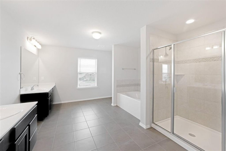 Photo 22 of 36 - 2900 Fox Trail Ln, Fort Worth, TX 76108