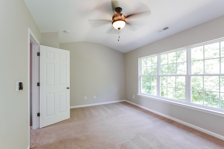 Photo 19 of 26 - 117 Gallent Hedge Trl, Apex, NC 27539