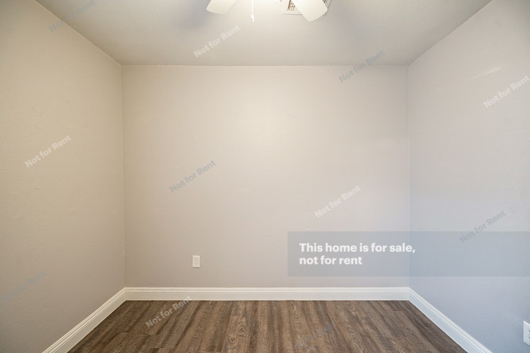 Photo 21 of 29 - 1470 S Red Rock Ct Unit A, Gilbert, AZ 85296
