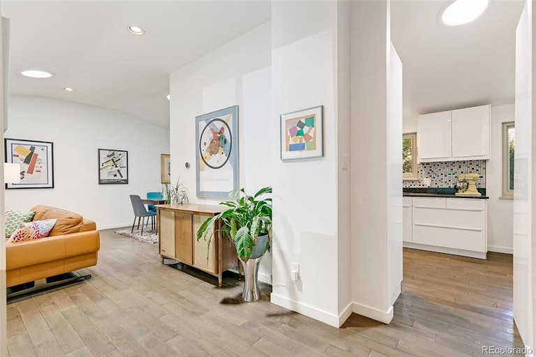 Photo 8 of 35 - 2689 Quail St, Lakewood, CO 80215