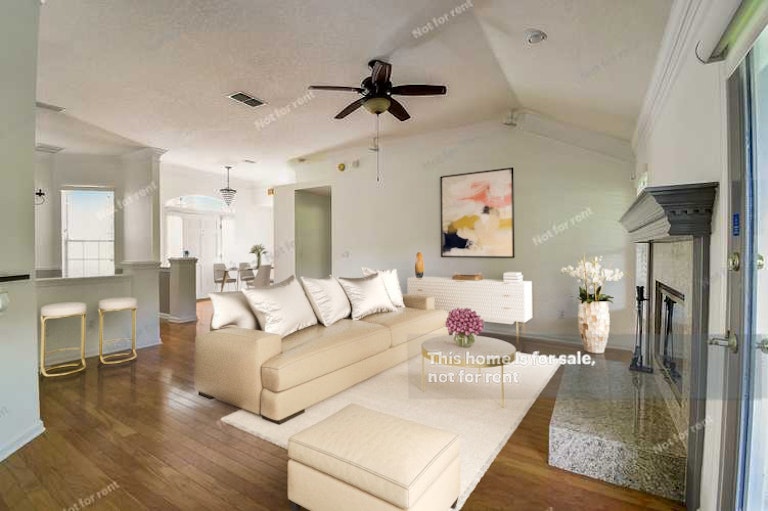 Photo 2 of 36 - 8560 Walden Glen Dr, Jacksonville, FL 32256