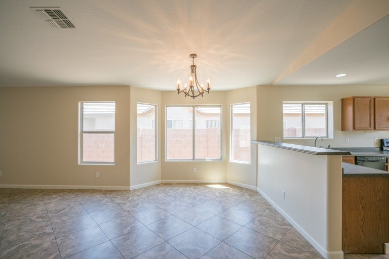 Photo 7 of 26 - 953 S 242nd Dr, Buckeye, AZ 85326