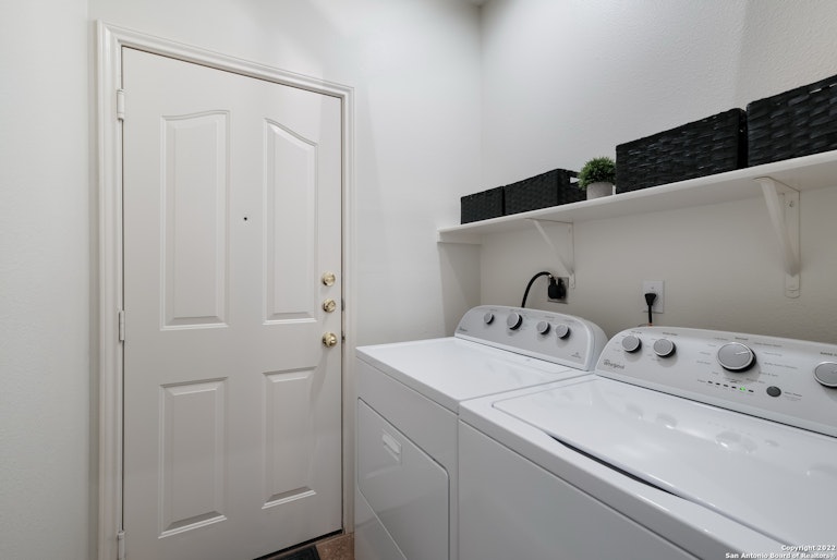 Photo 19 of 28 - 22622 Madison Park, San Antonio, TX 78260