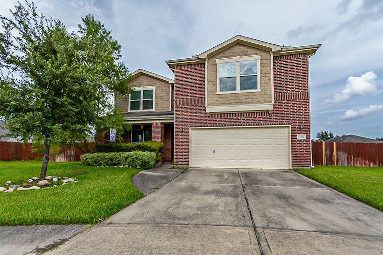 Photo 1 of 29 - 16302 Stable Manor Ln, Cypress, TX 77429