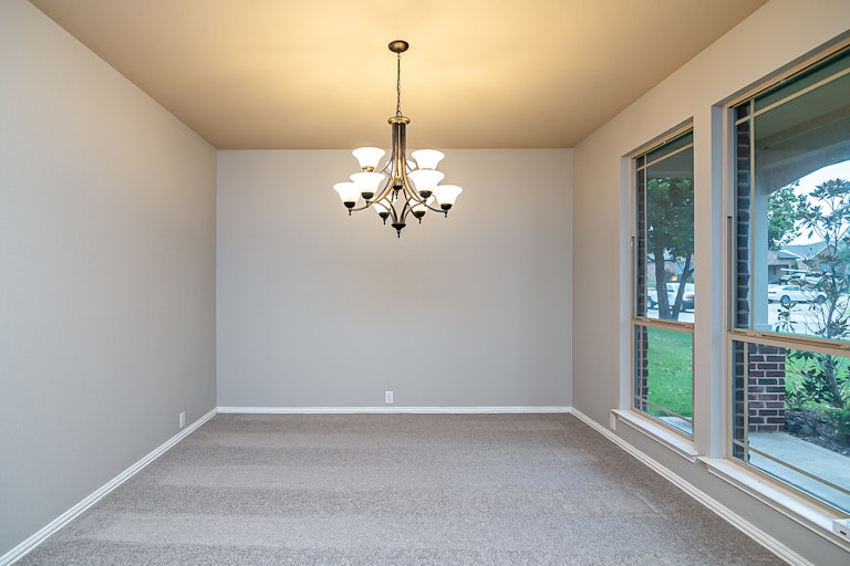 Photo 14 of 36 - 9113 Windsor Dr, Little Elm, TX 75068