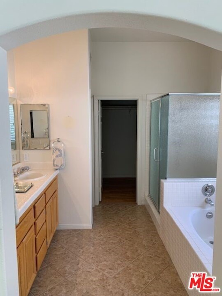 Photo 22 of 54 - 4907 Singing Hills Dr, Banning, CA 92220