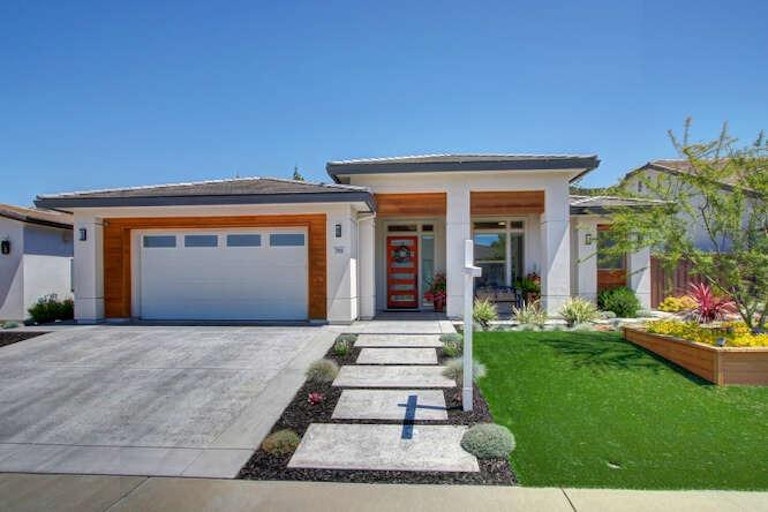 Photo 2 of 78 - 744 Oliver Ct, Folsom, CA 95630