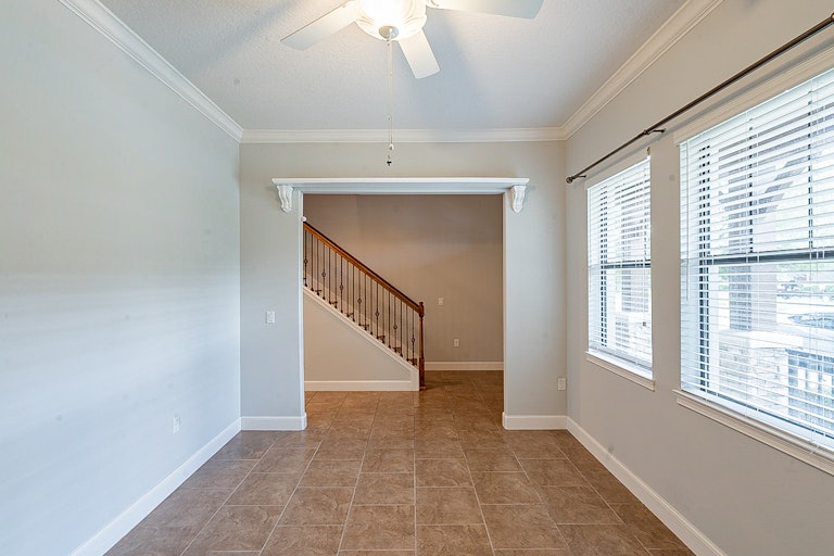 Photo 12 of 28 - 10611 Village Lake Rd, Windermere, FL 34786