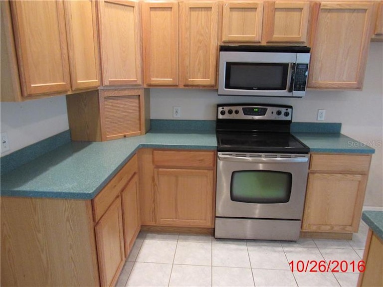 Photo 9 of 17 - 3475 Spring Park Way, Brooksville, FL 34604
