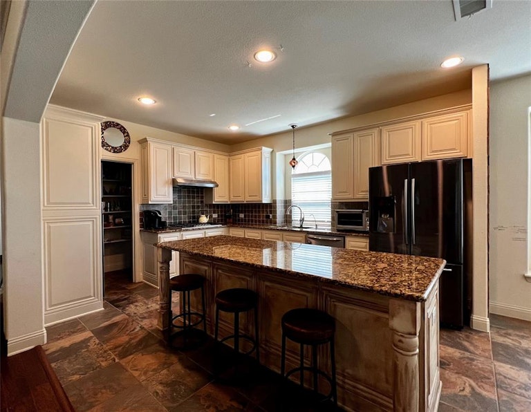 Photo 9 of 32 - 4312 Ashburn Way, Keller, TX 76244