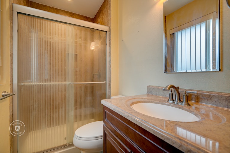 Photo 17 of 21 - 2502 W Columbine Dr, Phoenix, AZ 85029