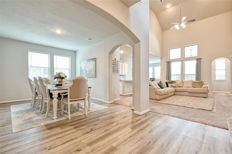 Photo 7 of 37 - 16223 Amber Brown Dr, Hockley, TX 77447
