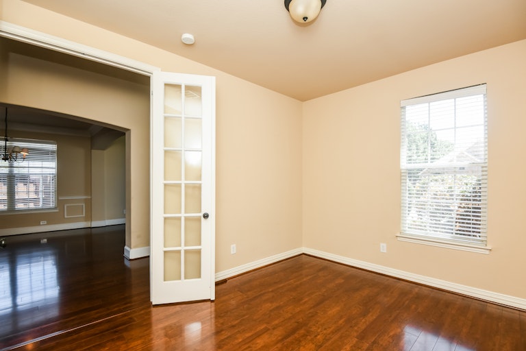 Photo 19 of 27 - 3625 Jennifer Dr, Flower Mound, TX 75022
