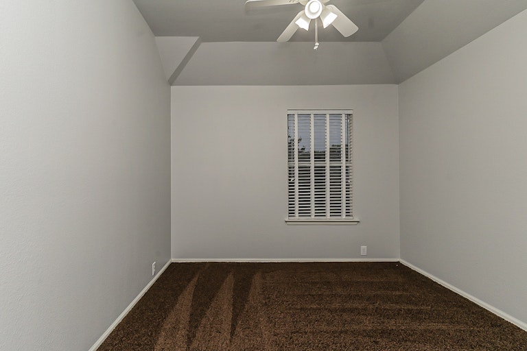 Photo 21 of 25 - 7909 Spring Run, North Richland Hills, TX 76182