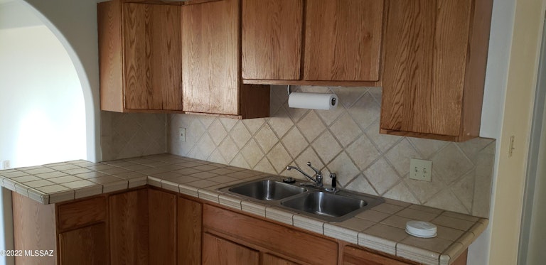 Photo 8 of 10 - 8319 E 18th St, Tucson, AZ 85710