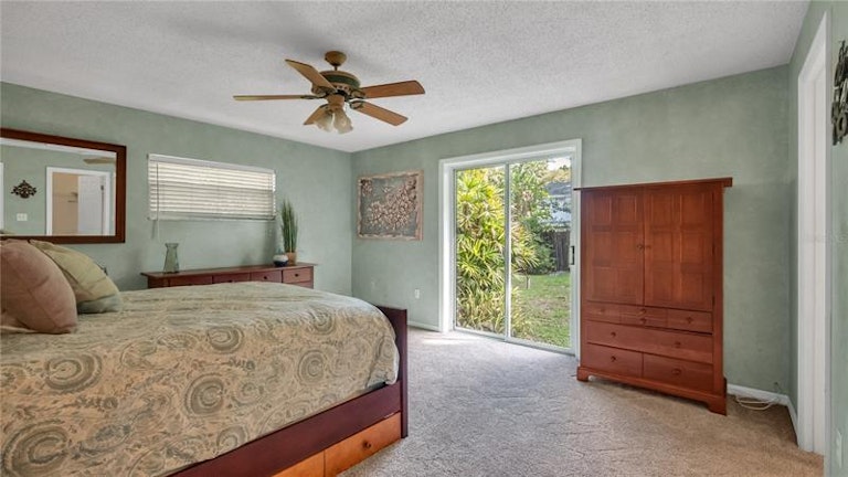 Photo 16 of 38 - 158 Oak Sq S, Lakeland, FL 33813