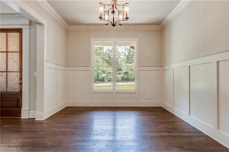 Photo 5 of 41 - 3913 Chapel Heights Dr, Marietta, GA 30062