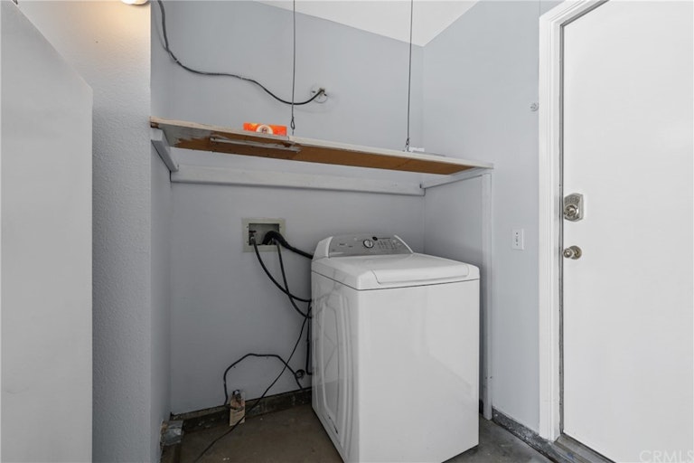 Photo 26 of 34 - 2091 Roanoke St, San Jacinto, CA 92582