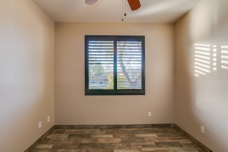 Photo 21 of 33 - 16812 W Stevenage St, Surprise, AZ 85374