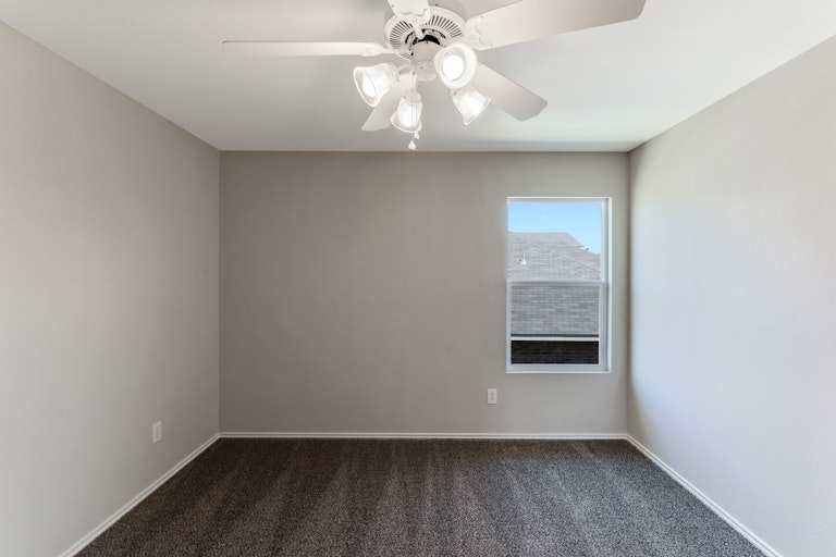 Photo 23 of 27 - 8414 River Bluffs Dr, Arlington, TX 76002