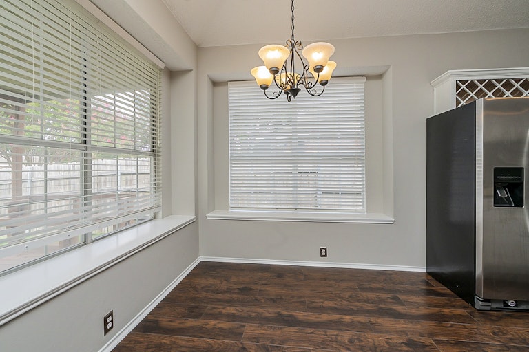 Photo 30 of 47 - 1309 Woodthorpe Dr, Mesquite, TX 75181