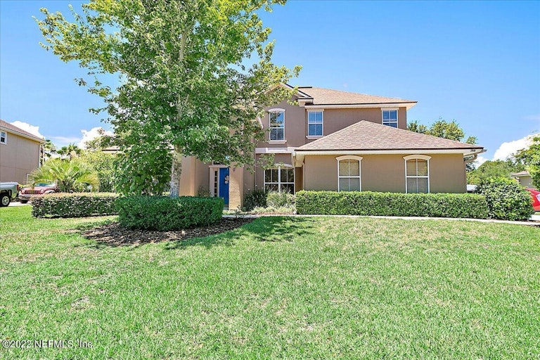 Photo 2 of 40 - 627 Battersea Dr, Saint Augustine, FL 32095