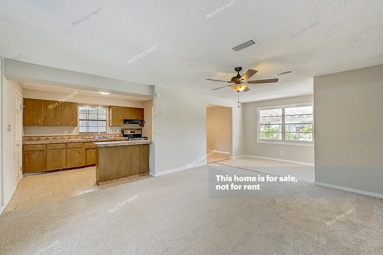 Photo 34 of 44 - 574 Valbon St, Orange Park, FL 32073