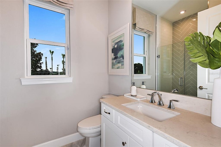 Photo 18 of 28 - 2689 Yacht Pl, Wesley Chapel, FL 33543