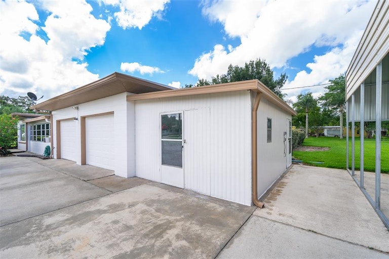 Photo 38 of 38 - 304 Kentucky Ave, Saint Cloud, FL 34769