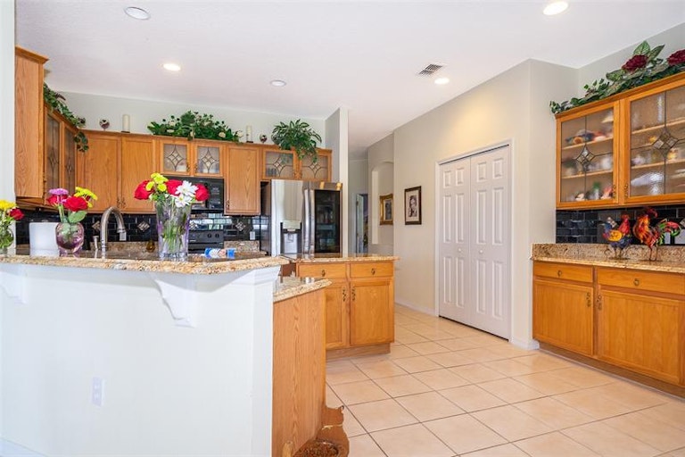 Photo 10 of 30 - 2580 Channel Way, Kissimmee, FL 34746
