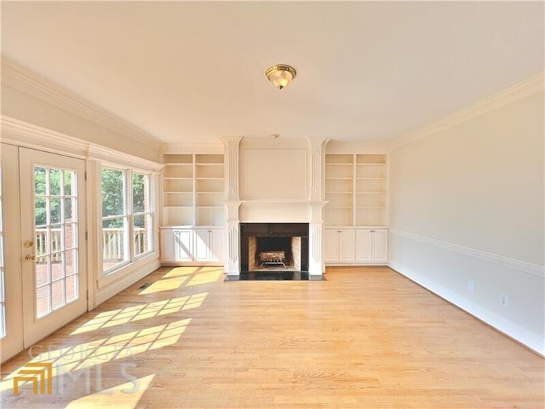 Photo 9 of 47 - 1886 Groover Rd, Marietta, GA 30062
