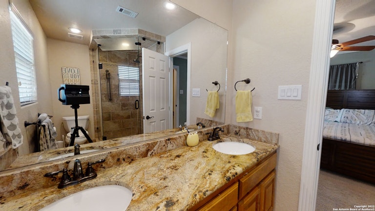 Photo 24 of 32 - 12227 Ridge Spur, San Antonio, TX 78247