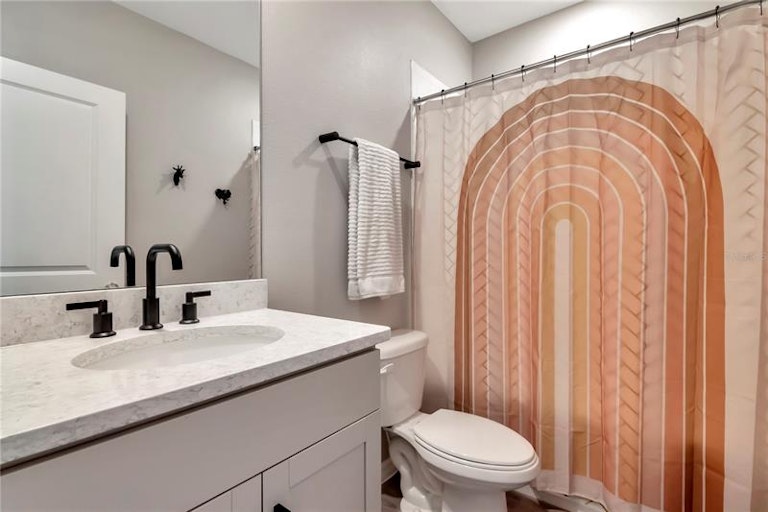 Photo 16 of 27 - 10918 Kidron Valley Ln, Tampa, FL 33625