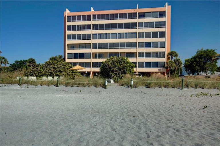 Photo 18 of 22 - 9150 Blind Pass Rd #404, Sarasota, FL 34242