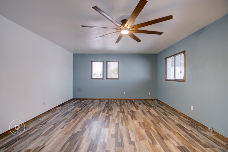 Photo 21 of 31 - 3407 W Evans Dr, Phoenix, AZ 85053