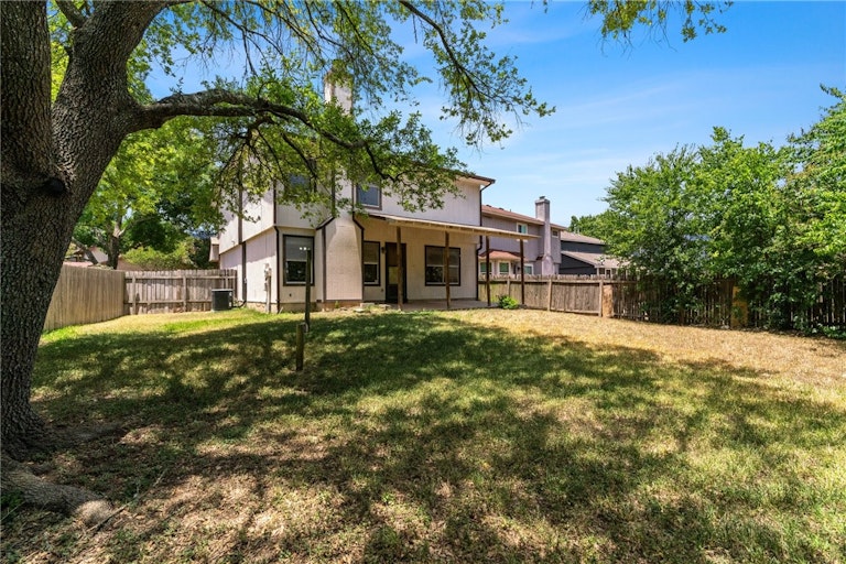 Photo 26 of 30 - 8801 Piney Creek Bnd, Austin, TX 78745